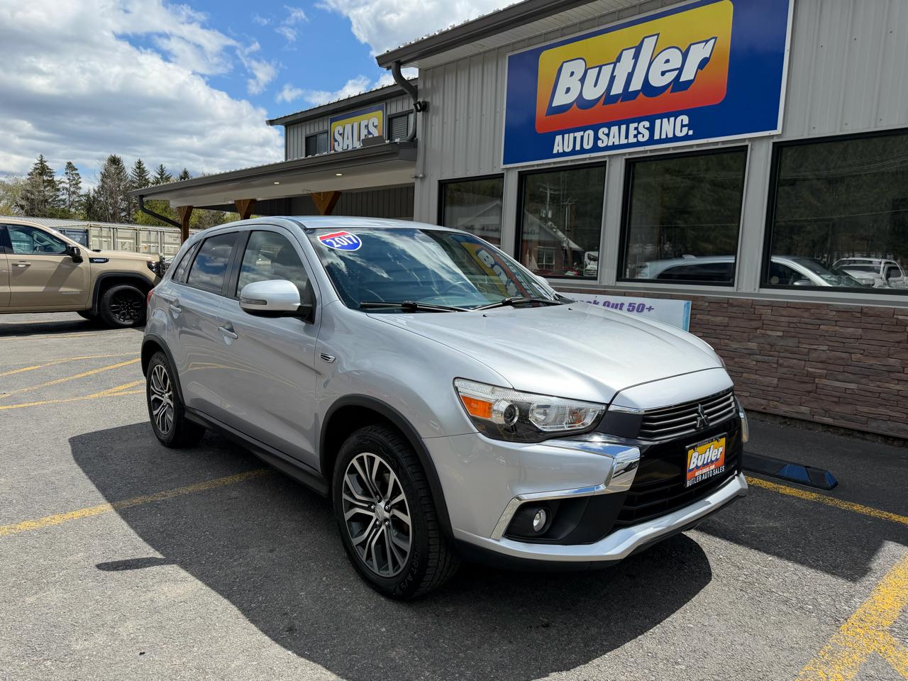 Mitsubishi Outlander Sport 2.4 SE 4WD CVT 2017