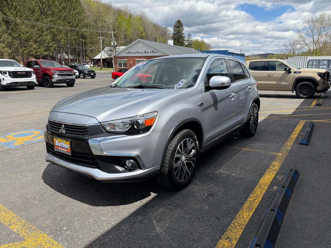 Mitsubishi Outlander Sport 2.4 SE 4WD CVT 2017