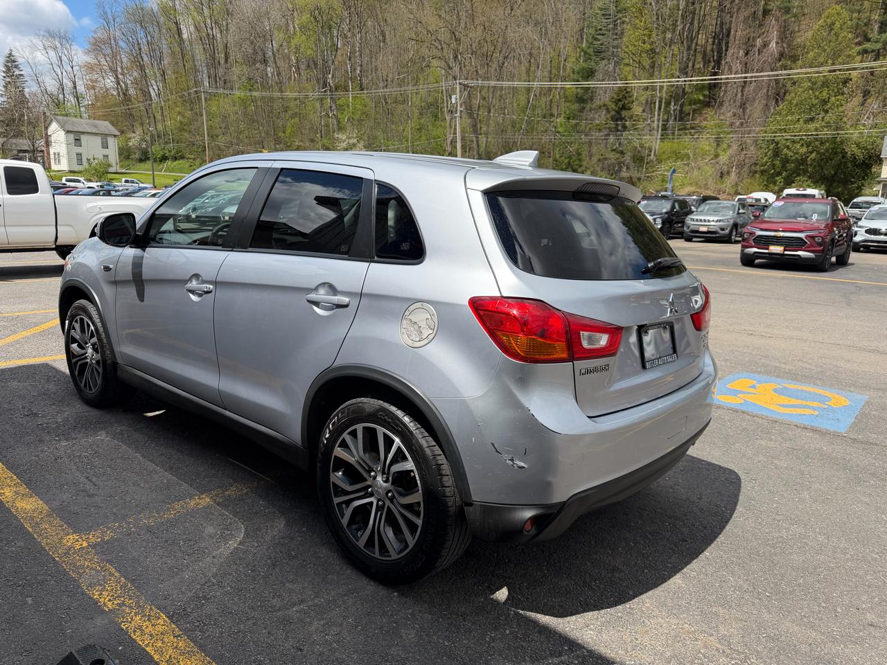 Mitsubishi Outlander Sport 2.4 SE 4WD CVT 2017