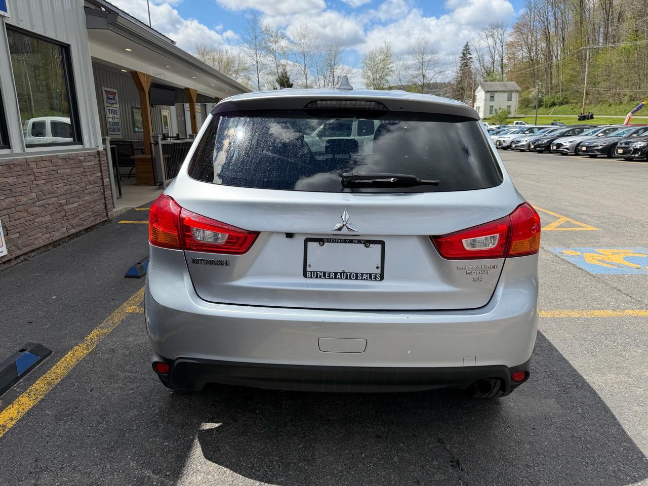 Mitsubishi Outlander Sport 2.4 SE 4WD CVT 2017