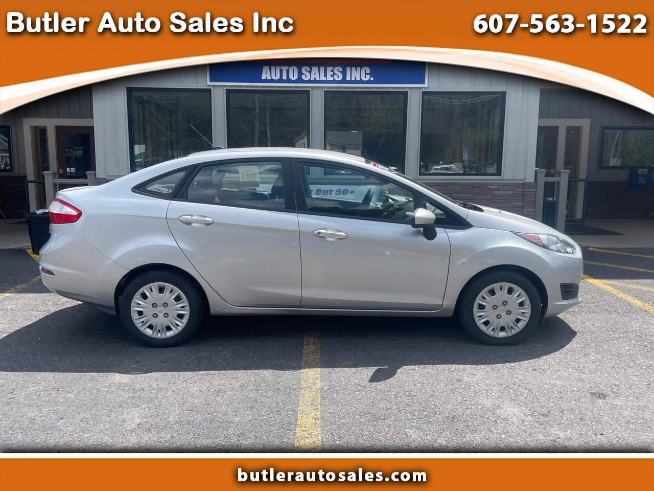 Ford Fiesta S Sedan 2015