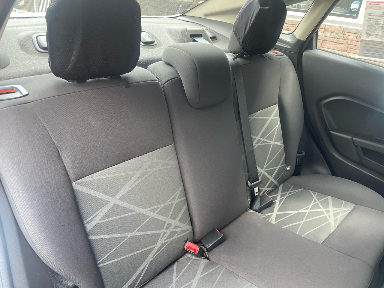 Ford Fiesta S Sedan 2015