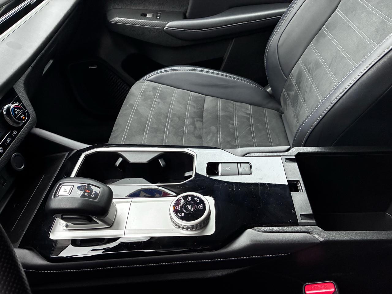 Mitsubishi Outlander SE 4WD 2025