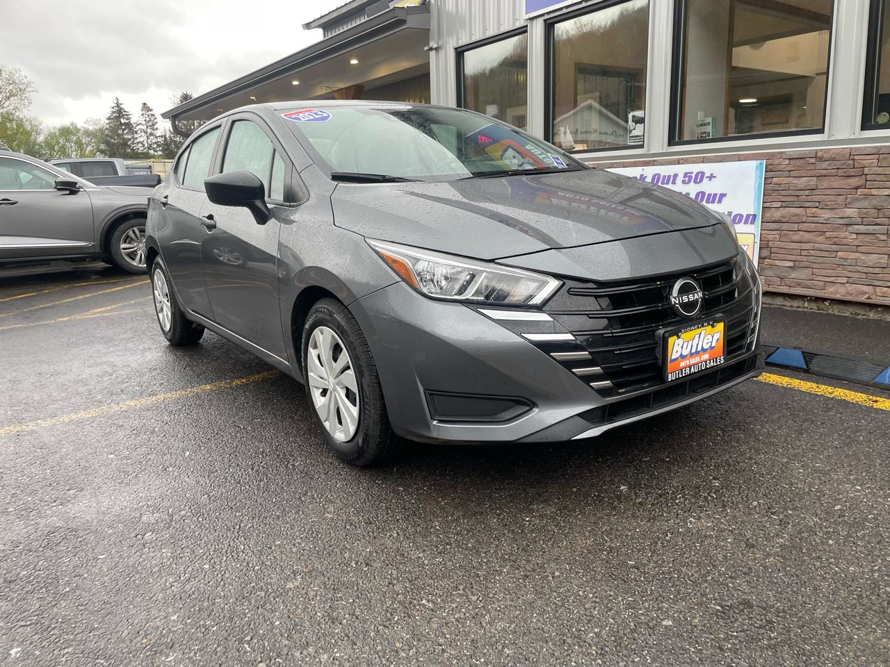 Nissan Versa S CVT 2023