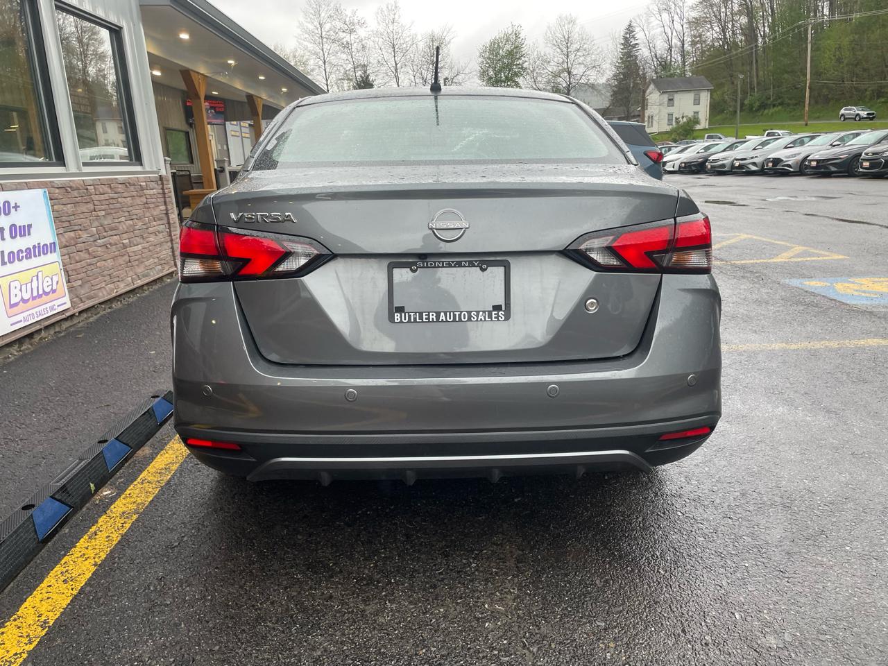 Nissan Versa S CVT 2023