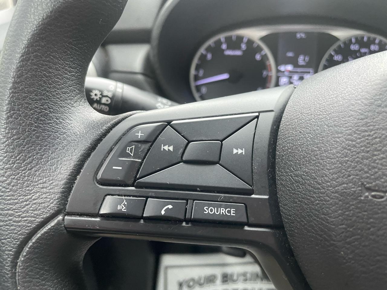 Nissan Versa S CVT 2023