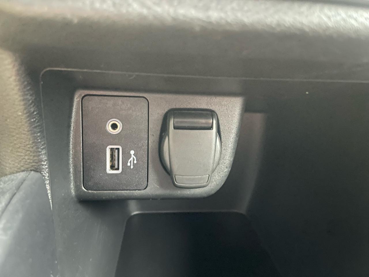 Nissan Versa S CVT 2023