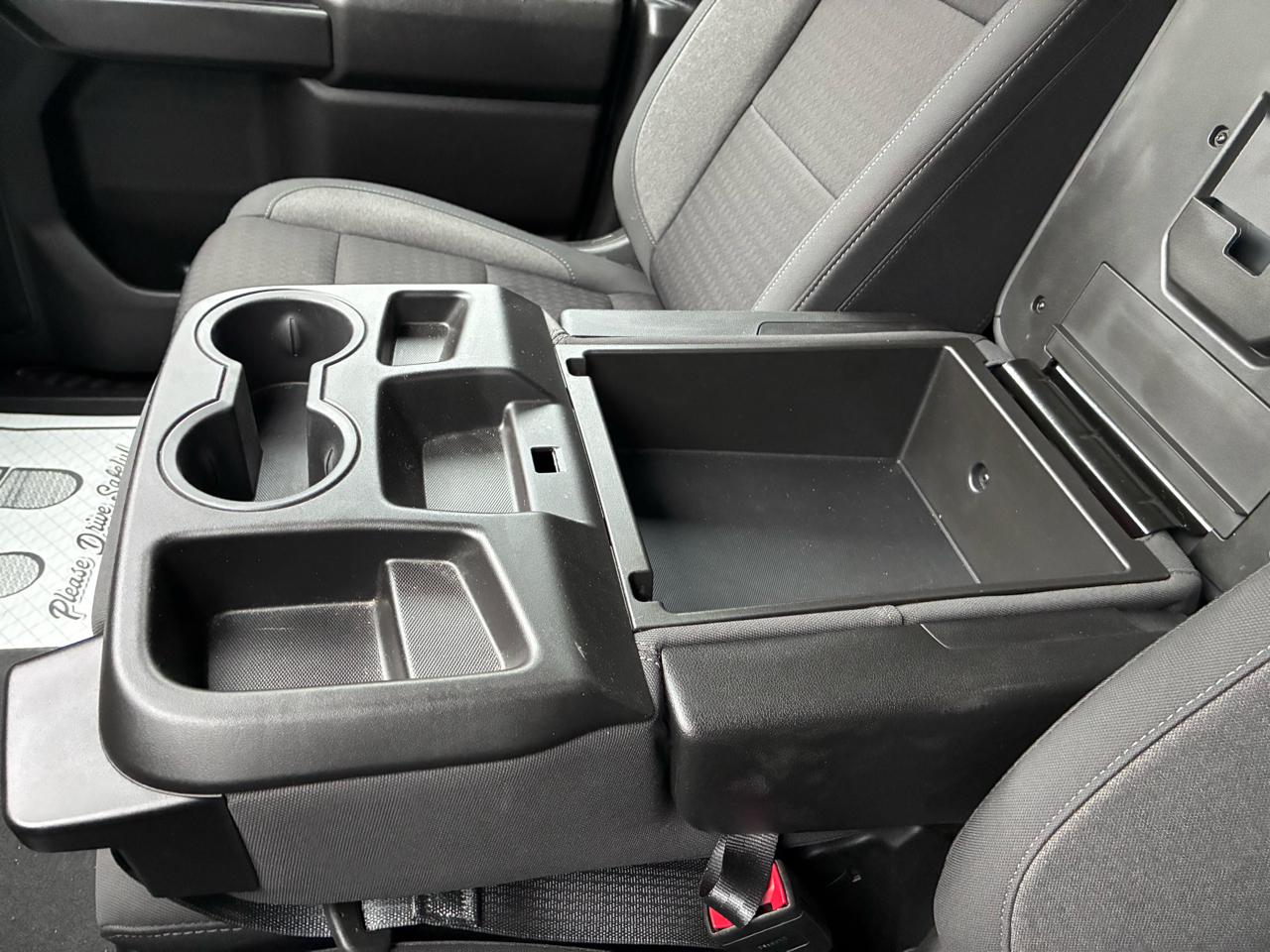 Chevrolet Silverado 1500 Custom Crew Cab 4WD 2024