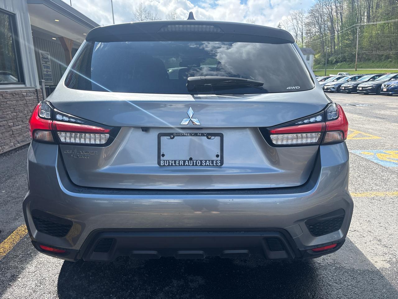 Mitsubishi Outlander Sport 2.0 ES 4WD 2024