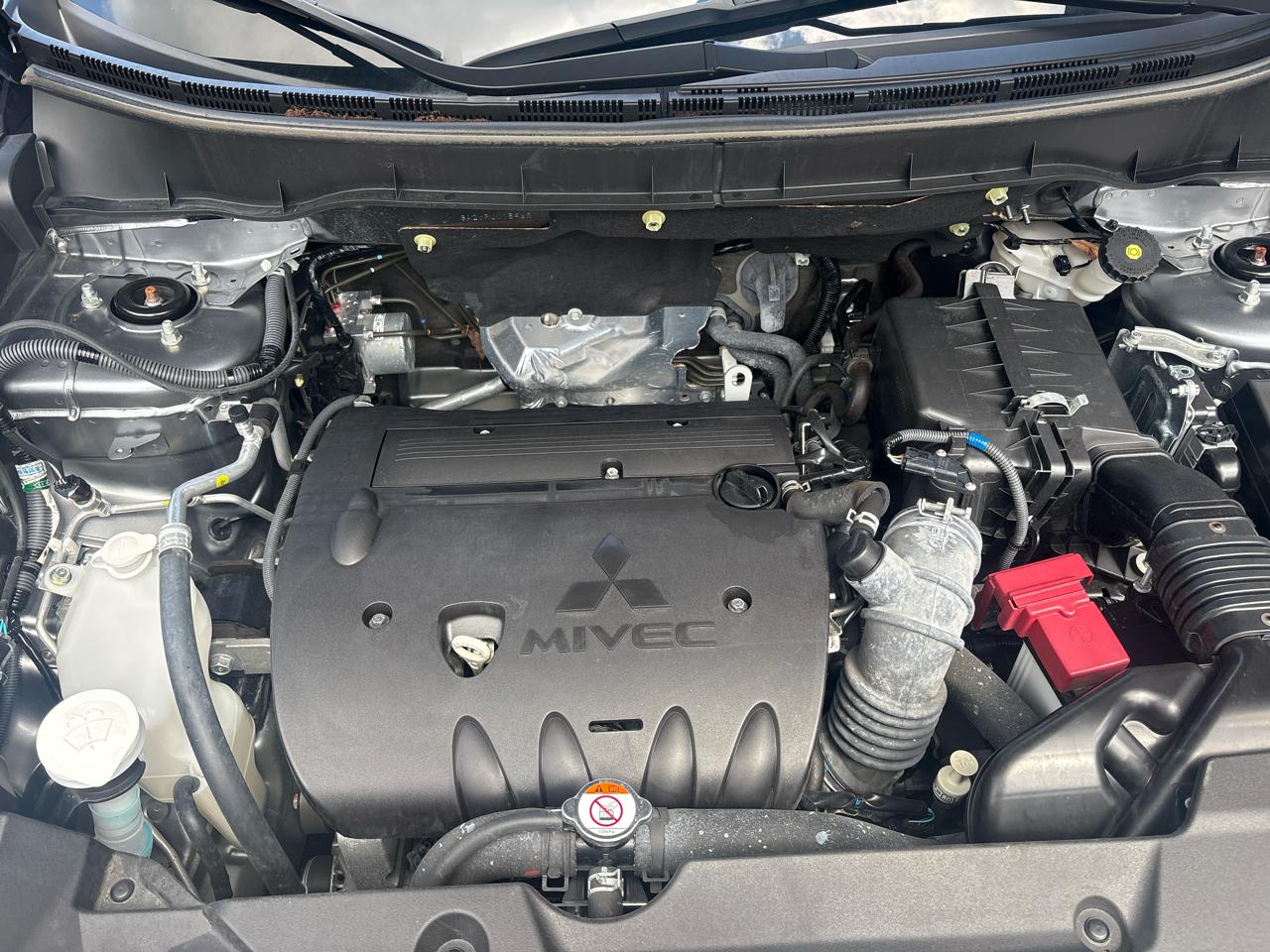 Mitsubishi Outlander Sport 2.0 ES 4WD 2024