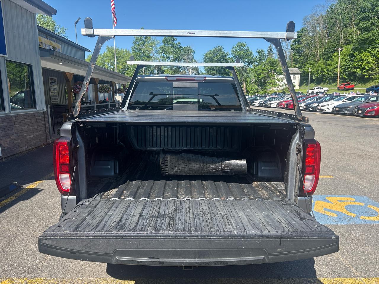 GMC Sierra 1500 SLE Crew Cab Short Box 4WD 2019