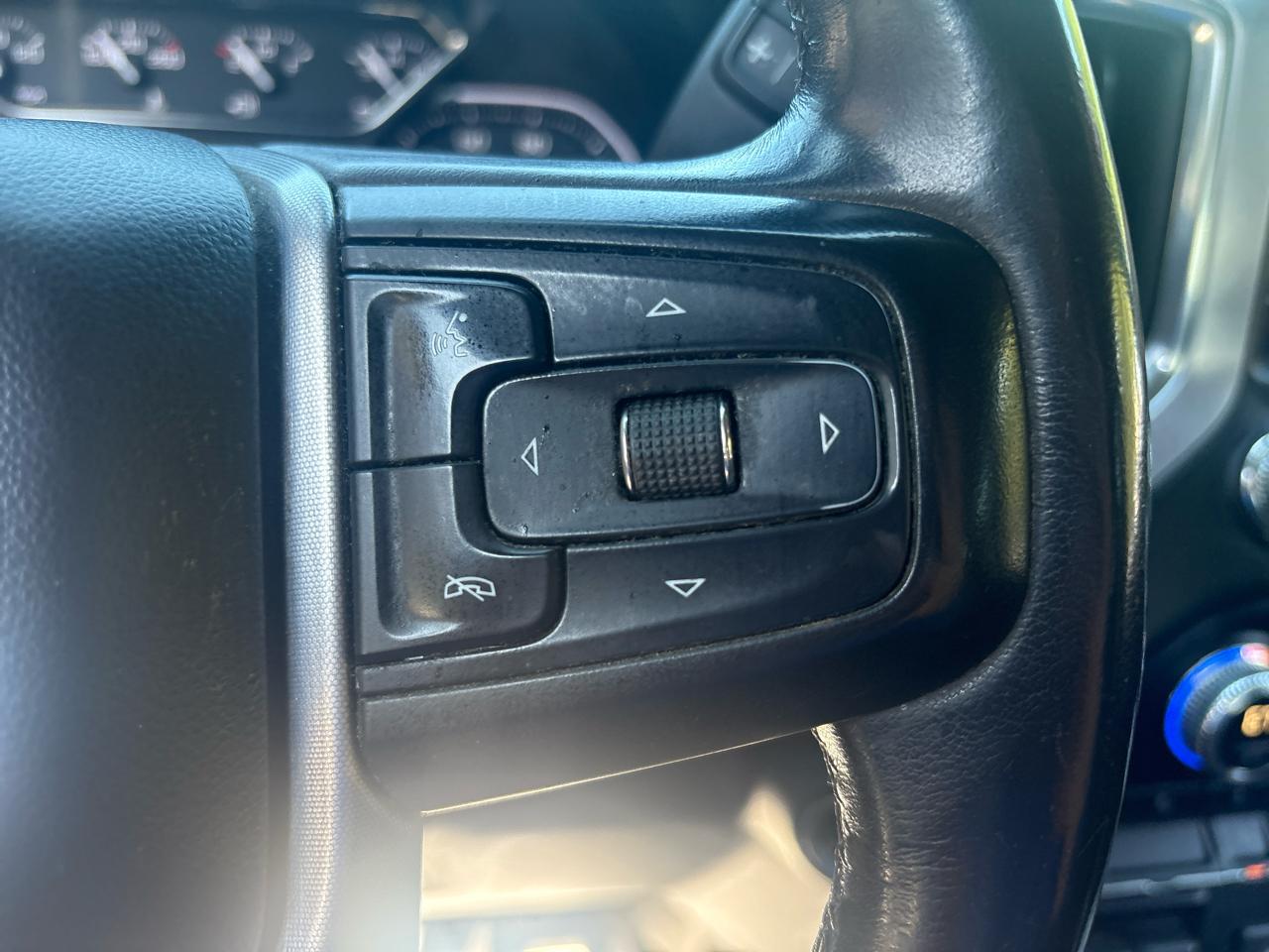 GMC Sierra 1500 SLE Crew Cab Short Box 4WD 2019
