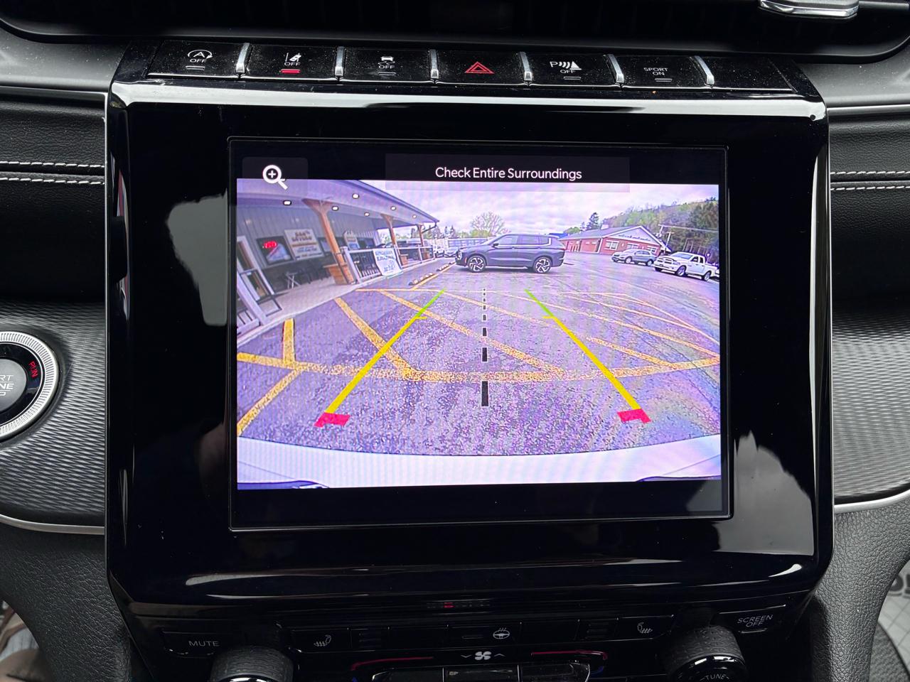Jeep Grand Cherokee L Laredo 4WD 2023