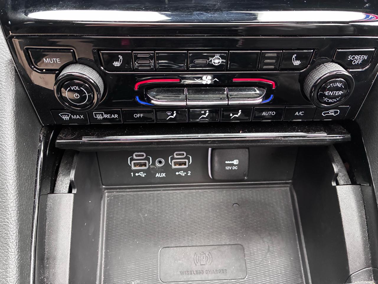 Jeep Grand Cherokee L Laredo 4WD 2023