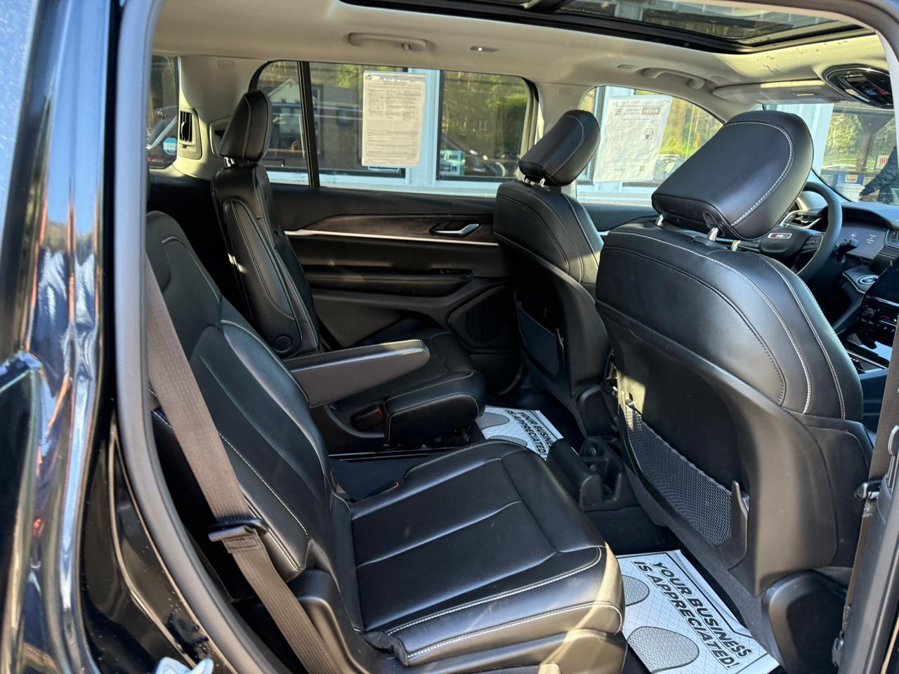 Jeep Grand Cherokee L Limited 4WD 2023