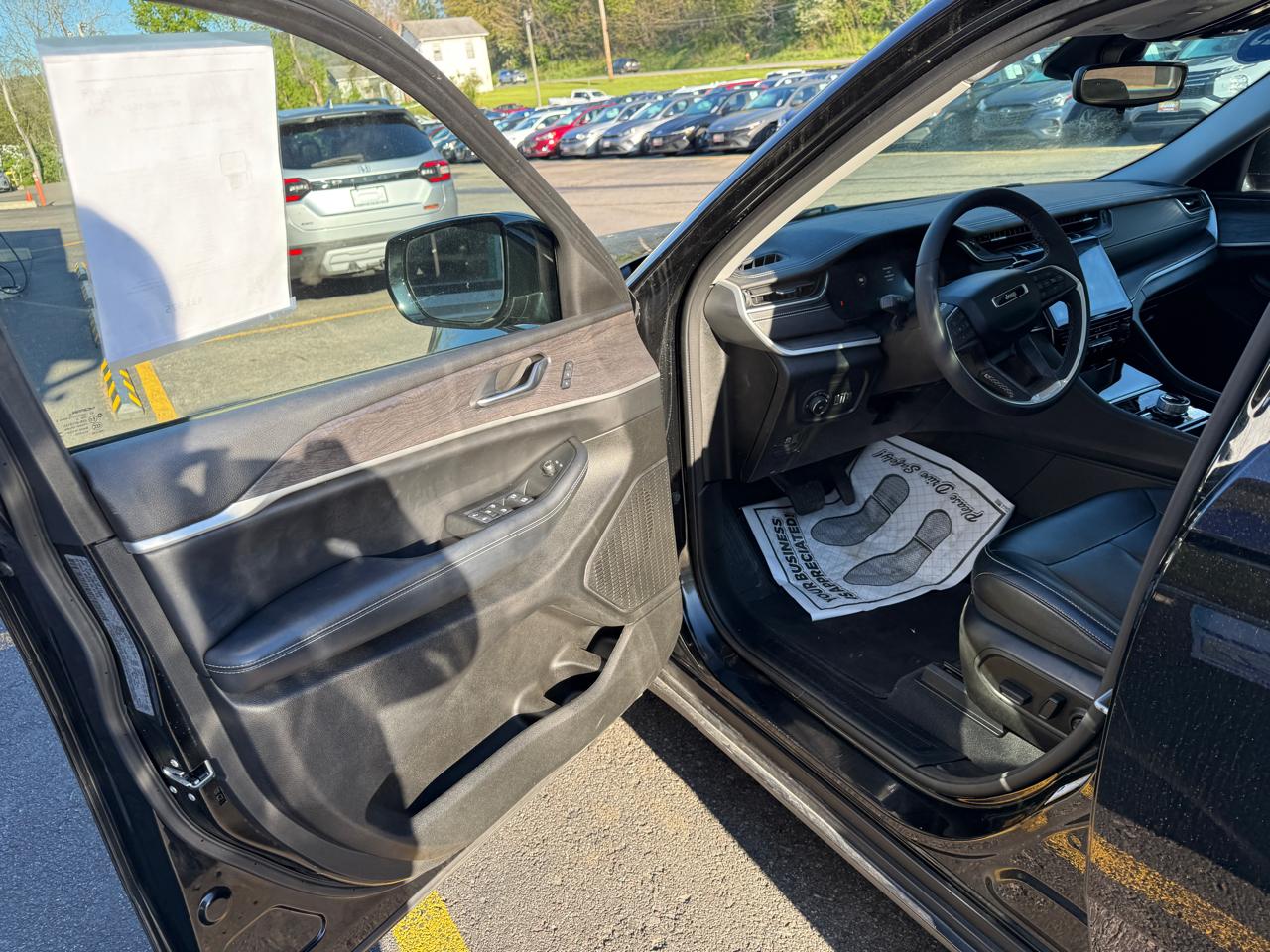 Jeep Grand Cherokee L Limited 4WD 2023