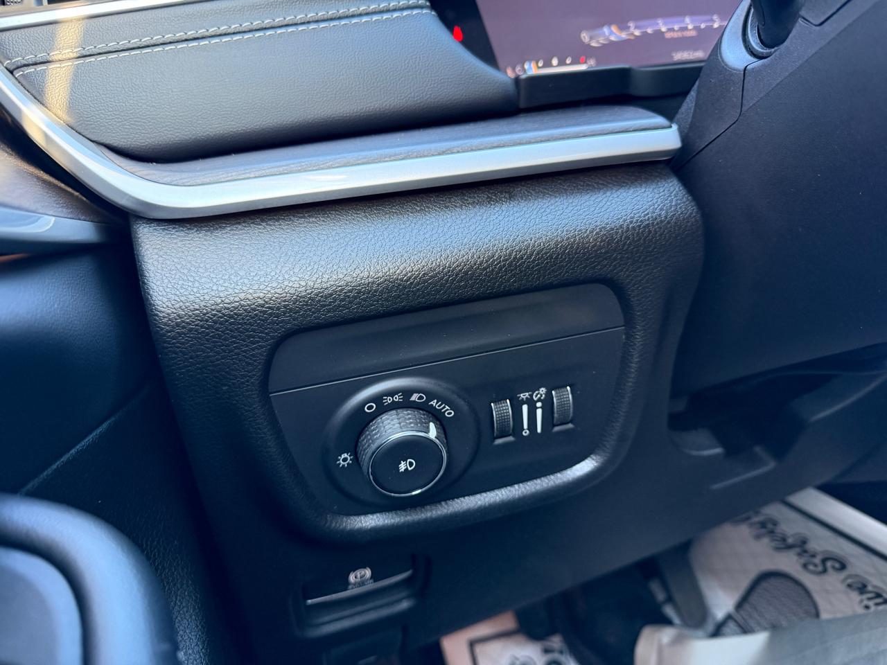 Jeep Grand Cherokee L Limited 4WD 2023