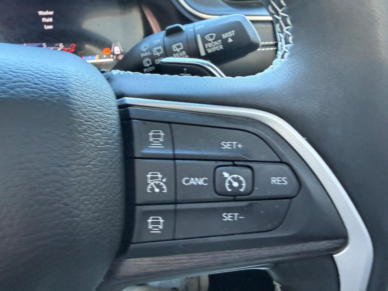 Jeep Grand Cherokee L Limited 4WD 2023