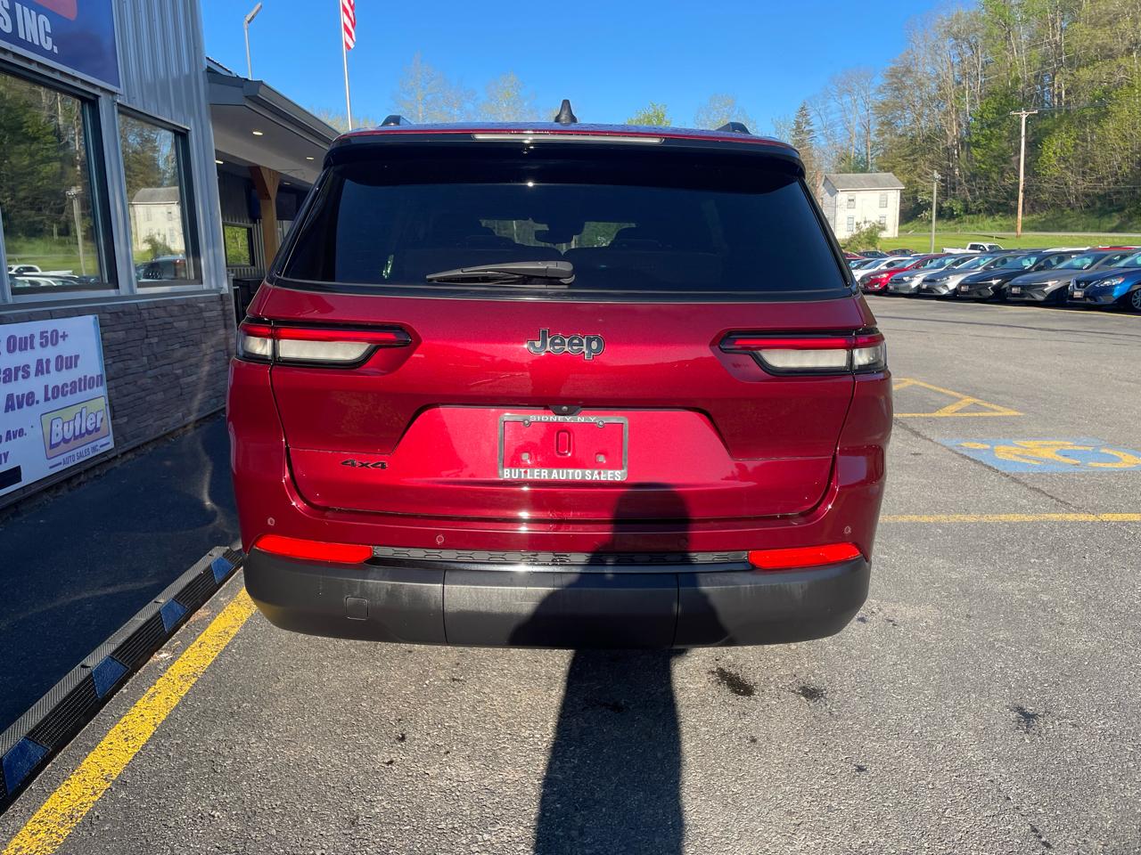 Jeep Grand Cherokee L Laredo 4WD 2023