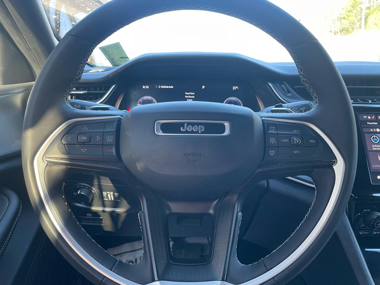 Jeep Grand Cherokee L Laredo 4WD 2023