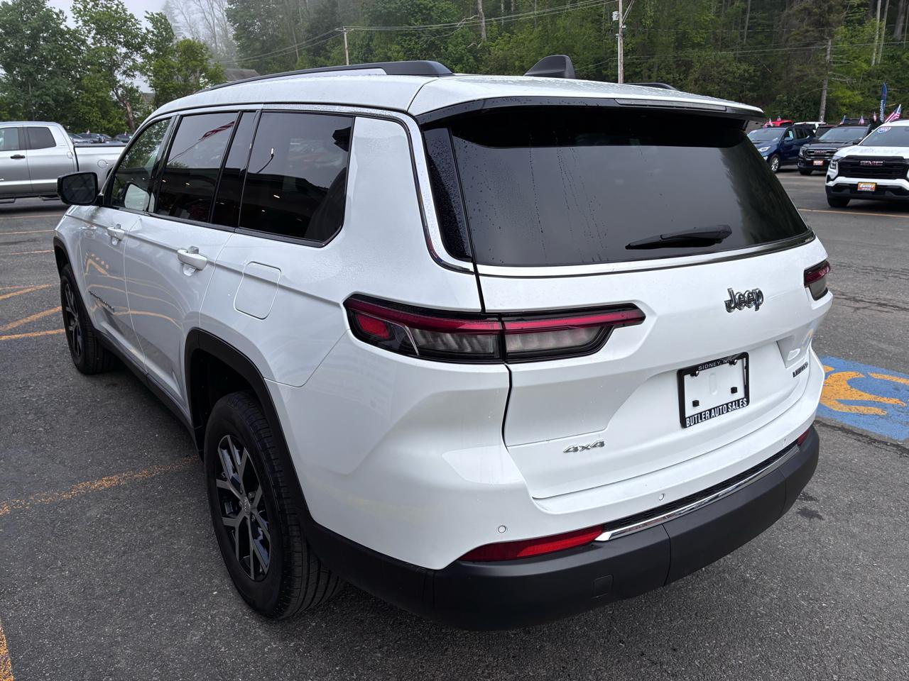 Jeep Grand Cherokee L Limited 4WD 2023