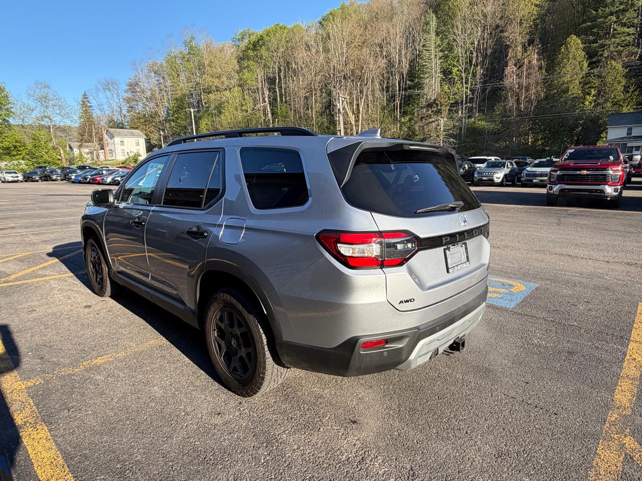 Honda Pilot TrailSport AWD 2025