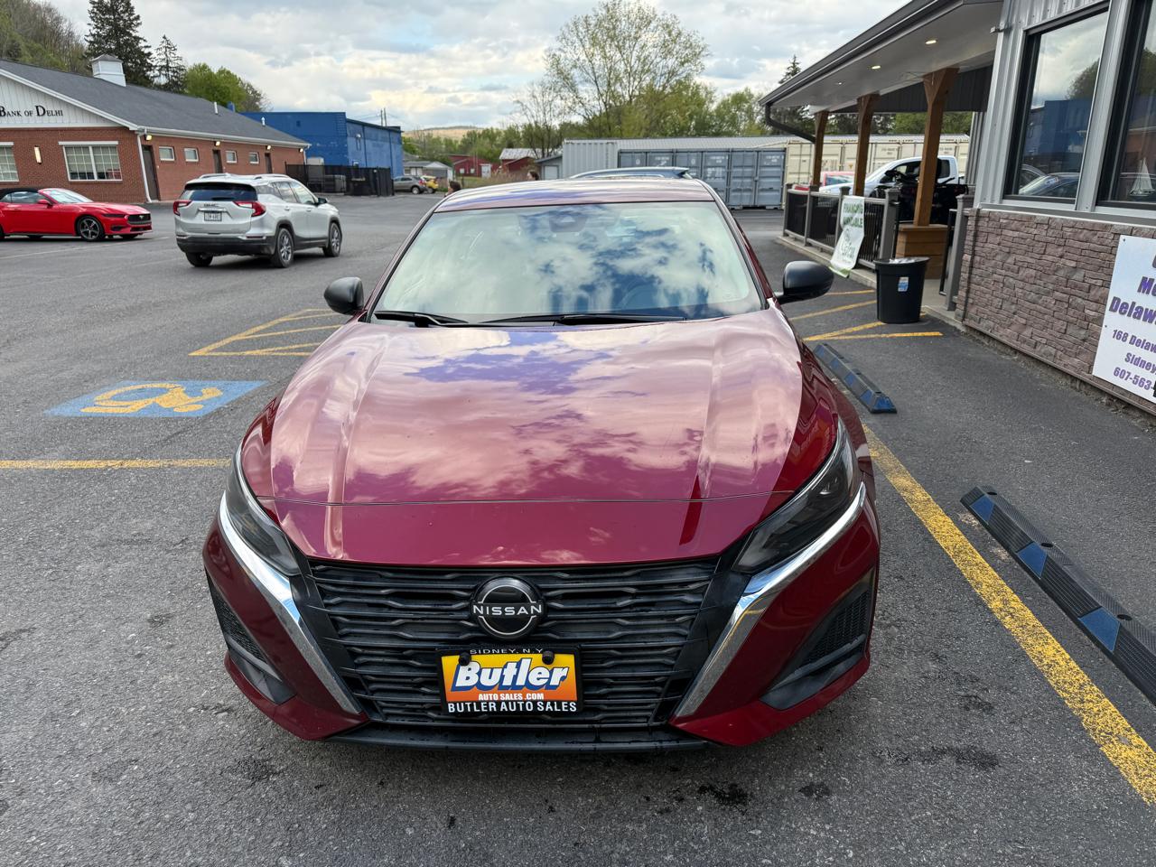 Nissan Altima 2.5 SV 2024