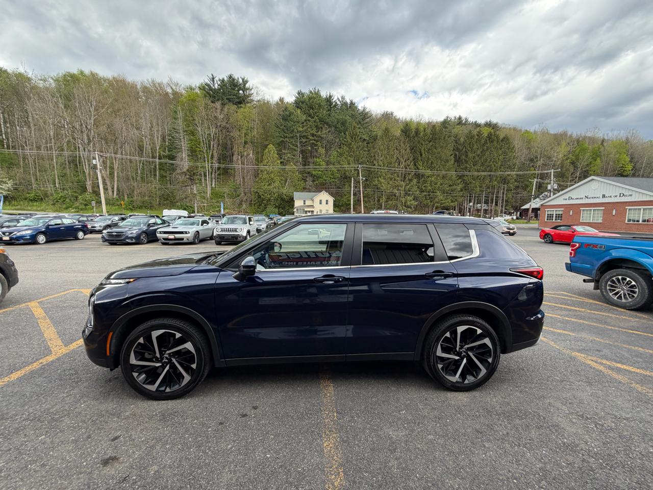 Mitsubishi Outlander SE 4WD 2024
