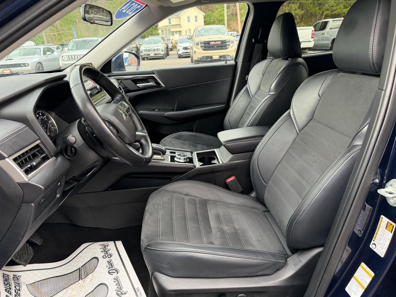 Mitsubishi Outlander SE 4WD 2024