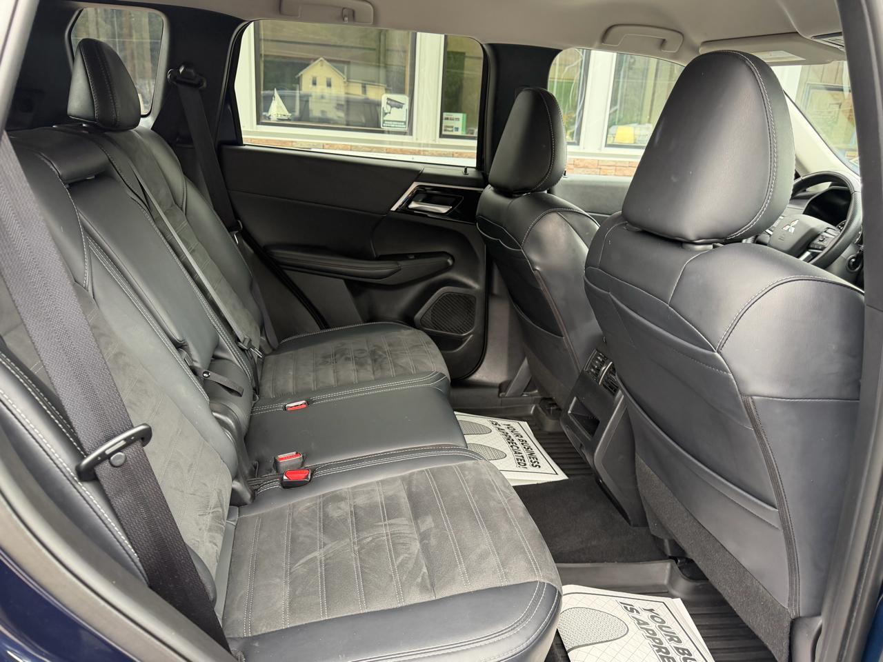 Mitsubishi Outlander SE 4WD 2024