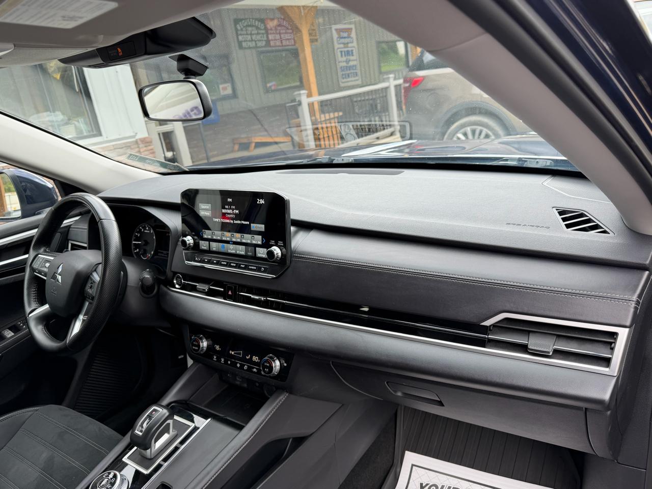 Mitsubishi Outlander SE 4WD 2024