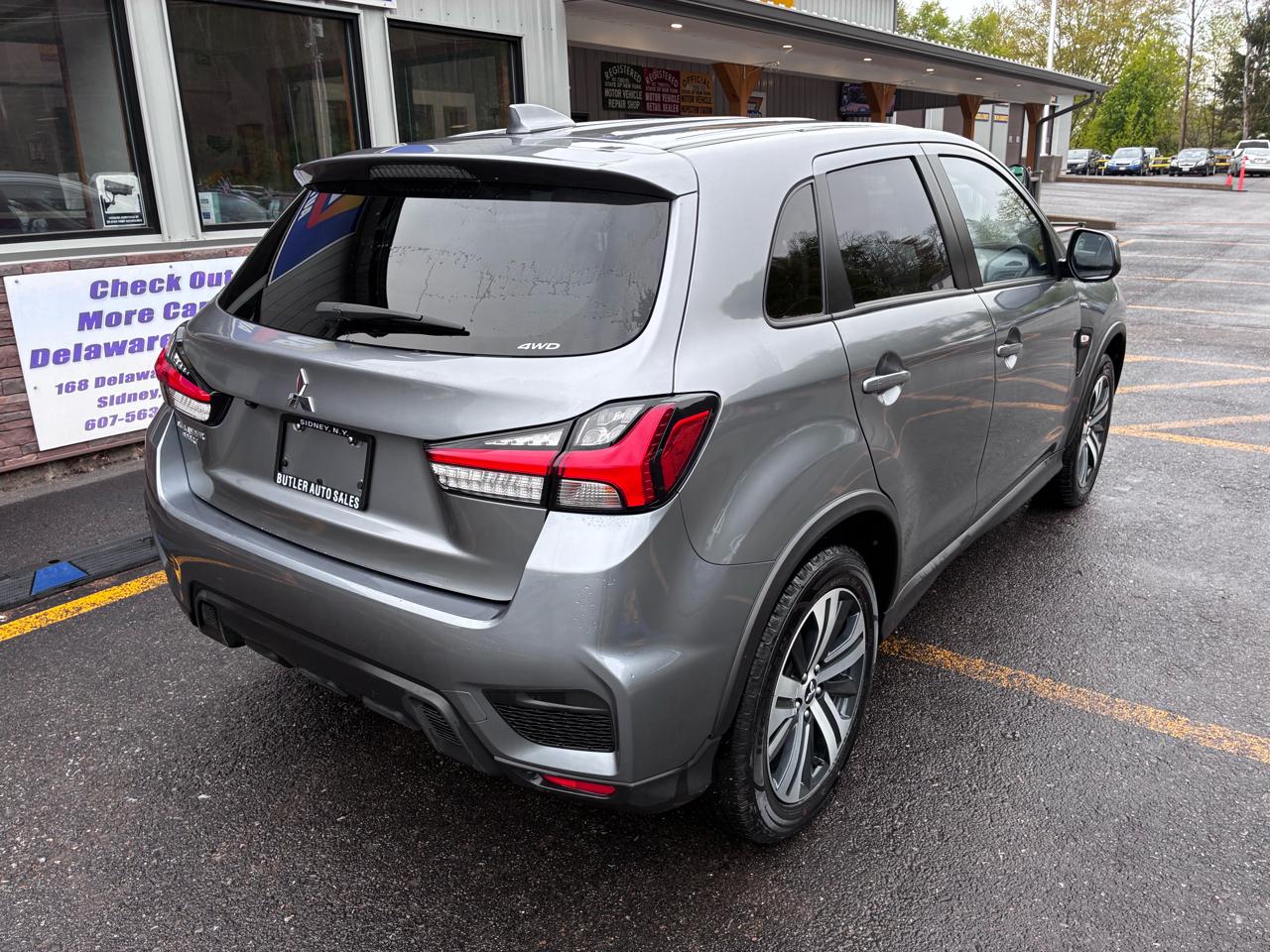 Mitsubishi Outlander Sport 2.0 ES 4WD 2024
