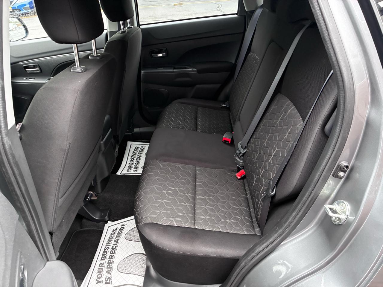 Mitsubishi Outlander Sport 2.0 ES 4WD 2024