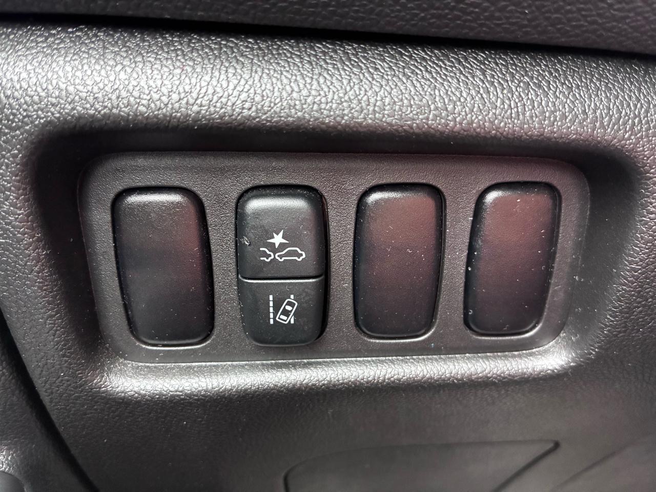 Mitsubishi Outlander Sport 2.0 ES 4WD 2024