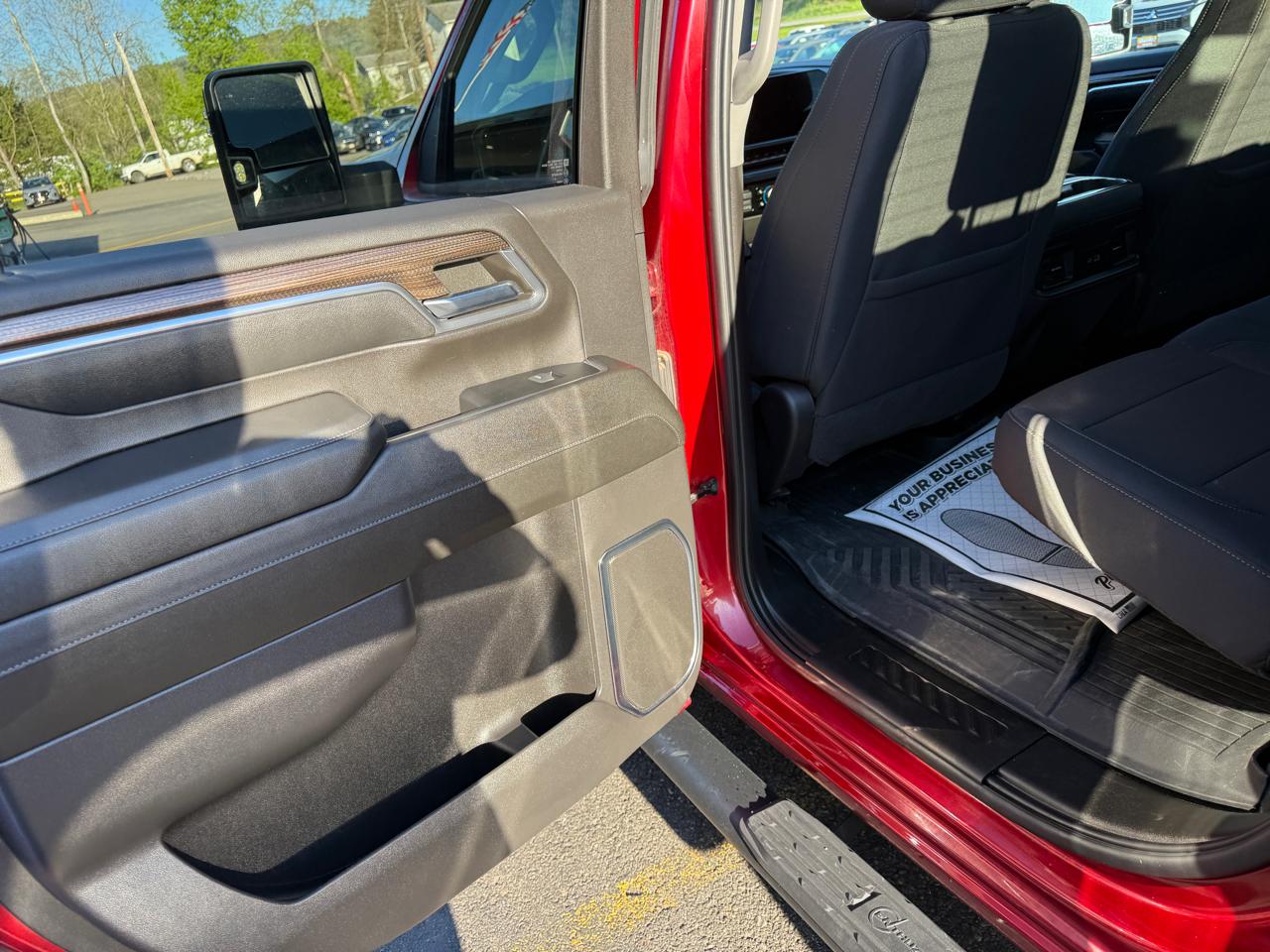 Chevrolet Silverado 2500HD LT Crew Cab Short Box 4WD 2024