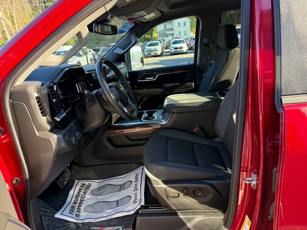 Chevrolet Silverado 2500HD LT Crew Cab Short Box 4WD 2024
