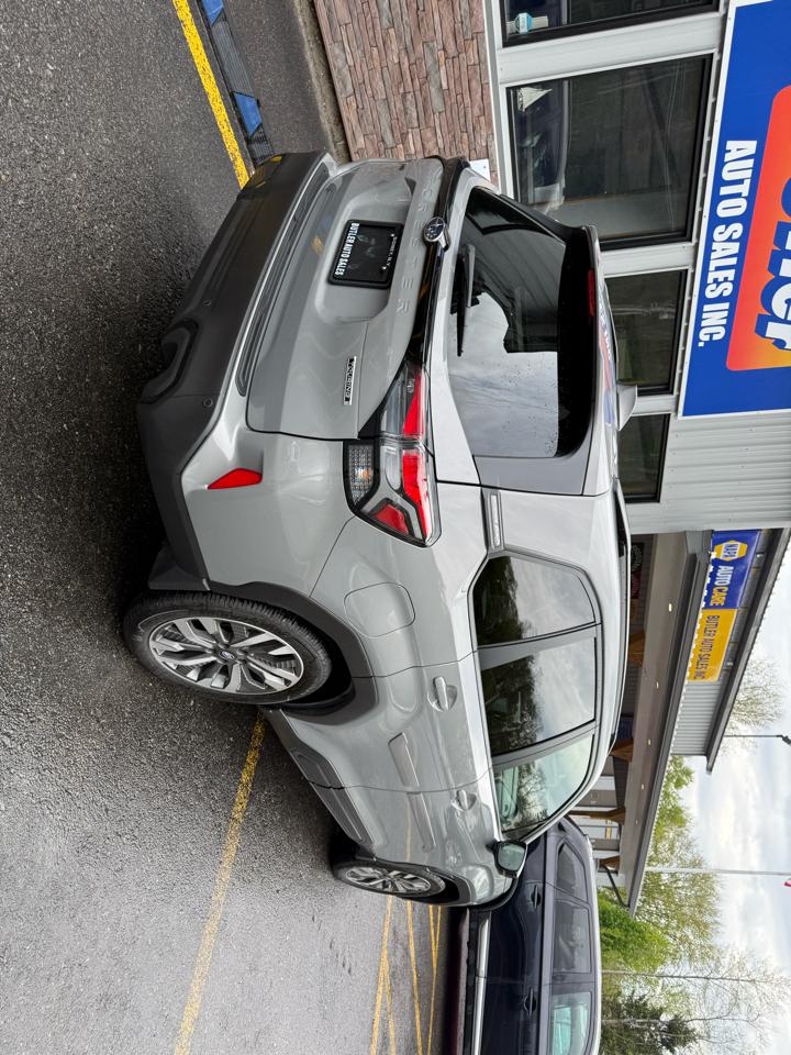Subaru Forester Touring 2025