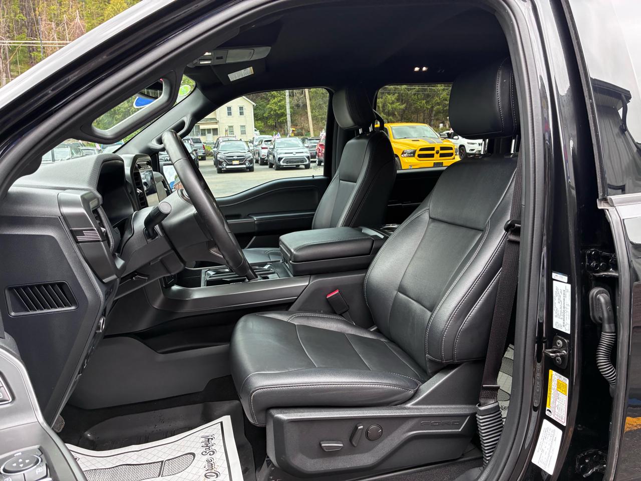 Ford F-150 XLT SuperCrew 4WD 2024
