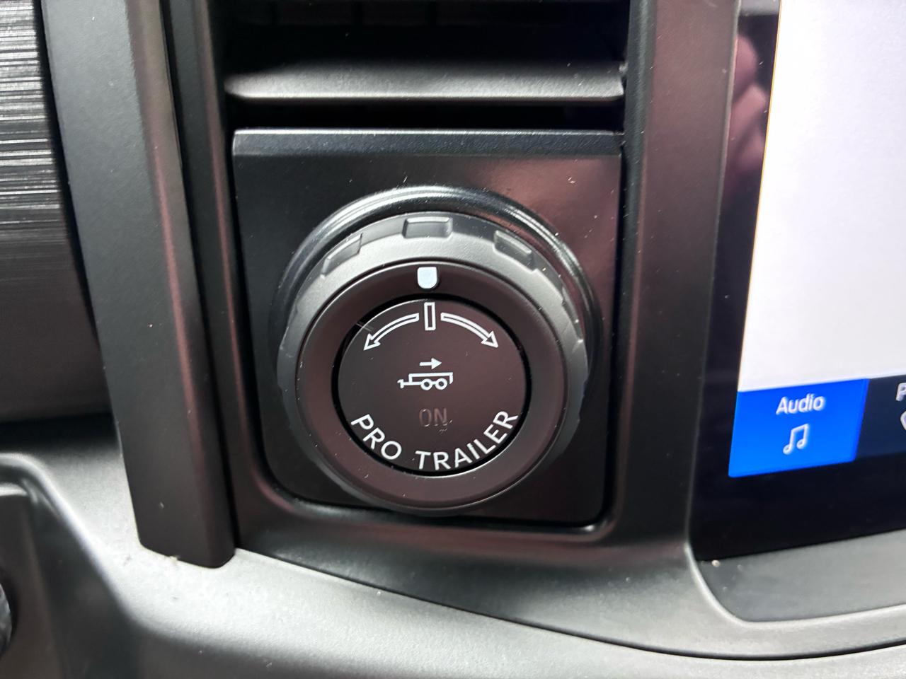 Ford F-150 XLT SuperCrew 4WD 2024
