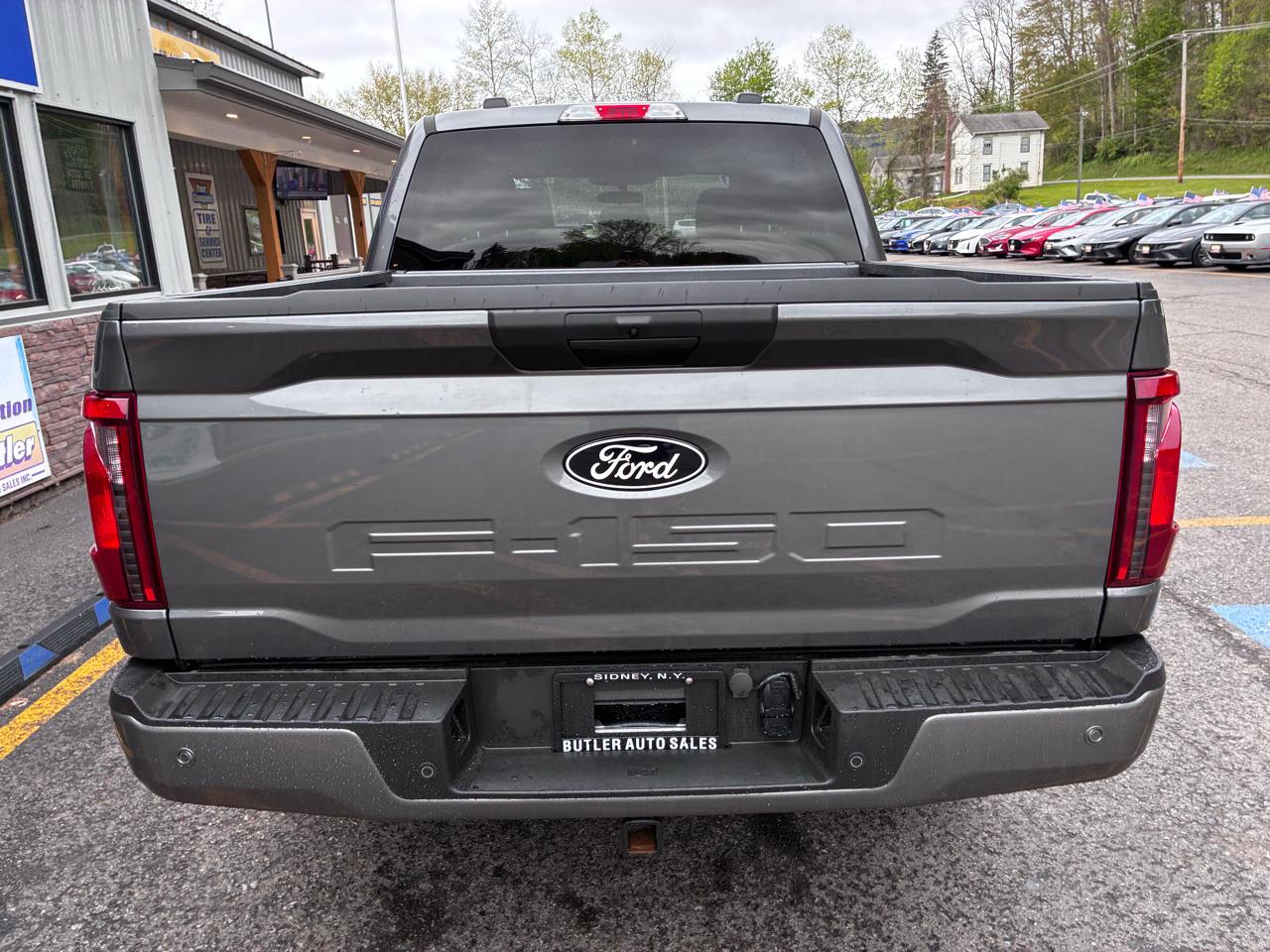 Ford F-150 STX SuperCrew 4WD 2024