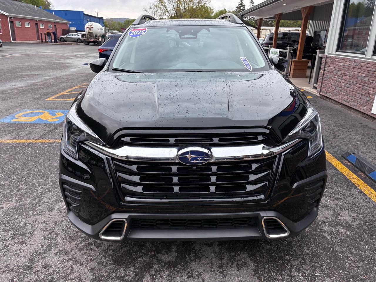 Subaru Ascent Touring 2025