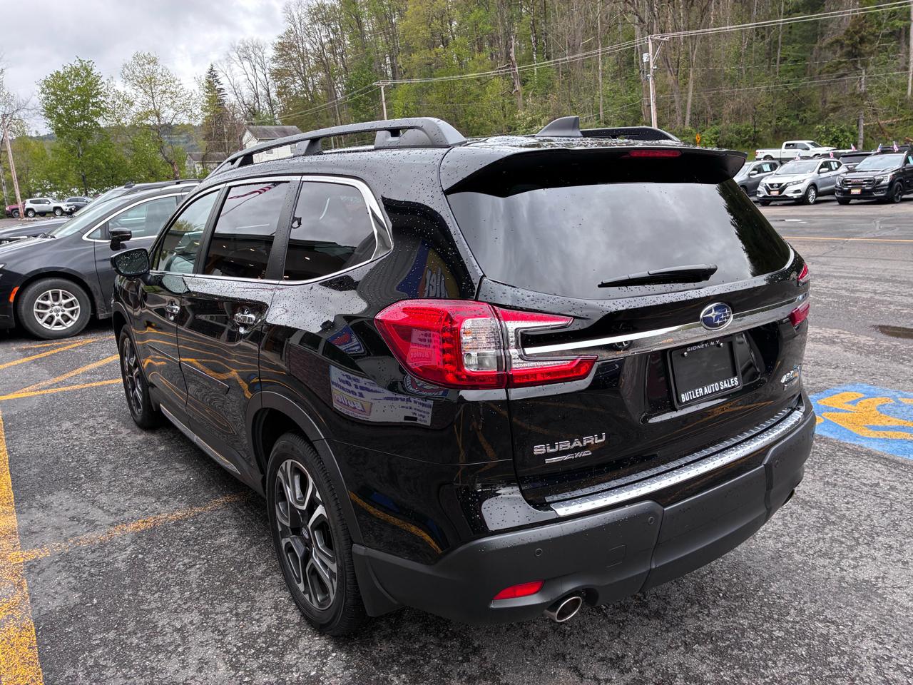 Subaru Ascent Touring 2025