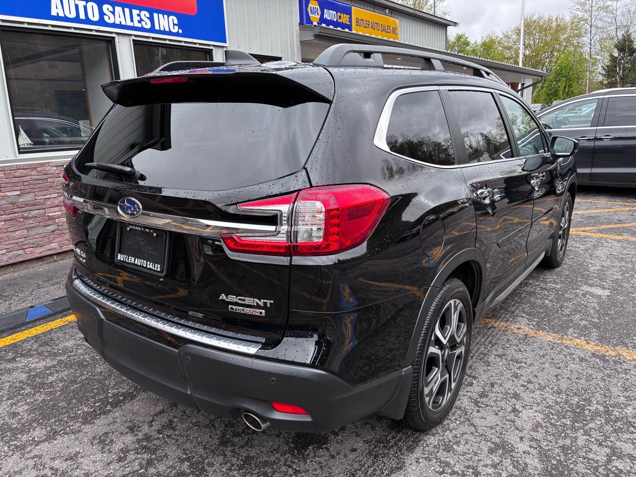 Subaru Ascent Touring 2025