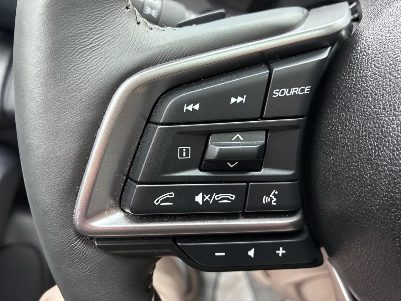 Subaru Ascent Touring 2025