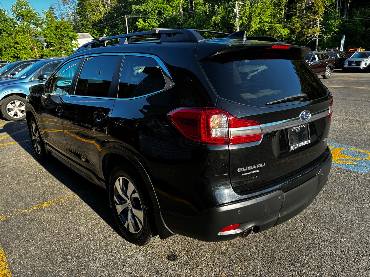 Subaru Ascent Touring 2025