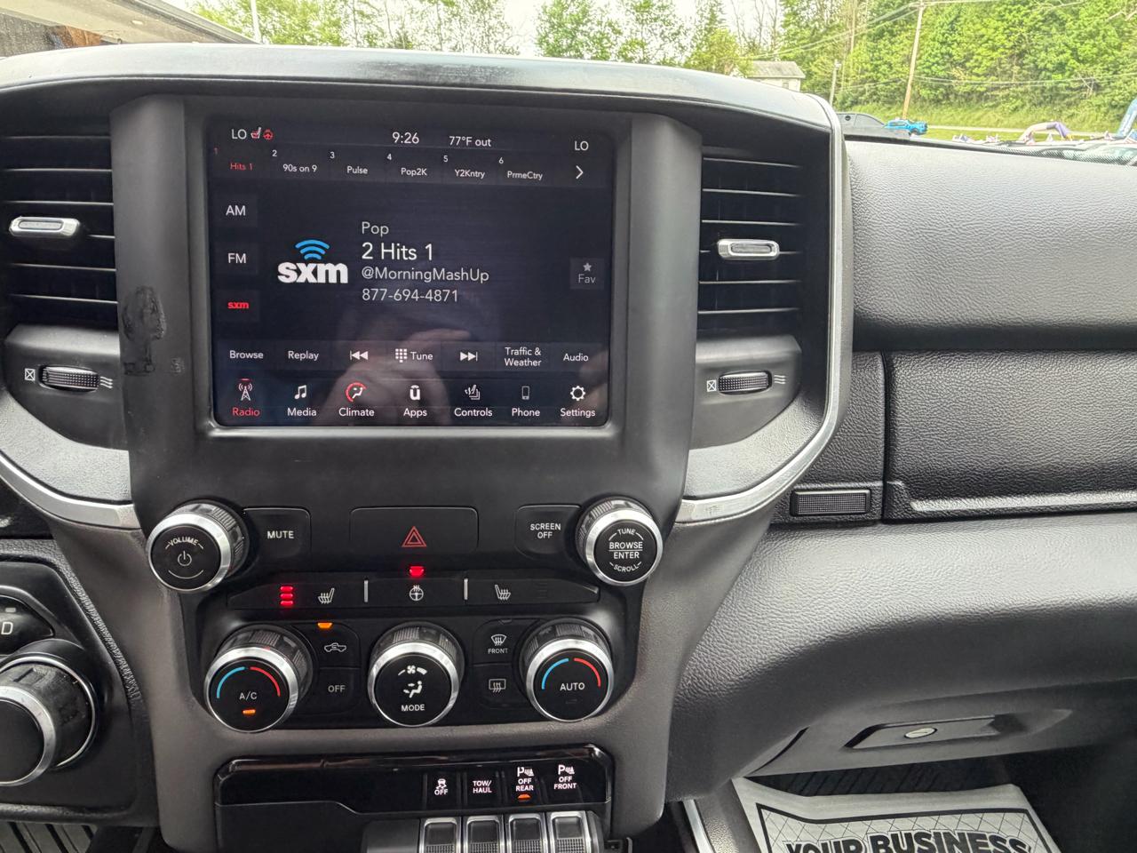 RAM 1500 Big Horn Quad Cab 4WD 2020