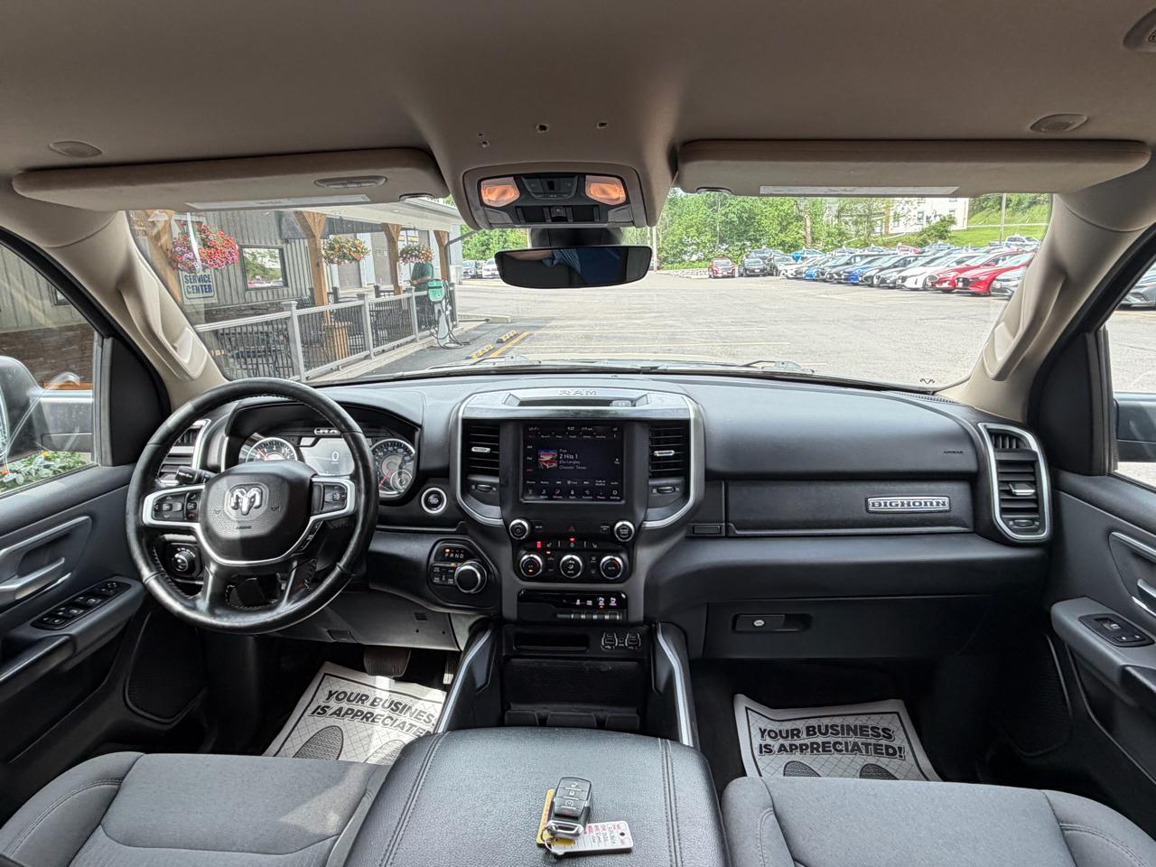 RAM 1500 Big Horn Quad Cab 4WD 2020