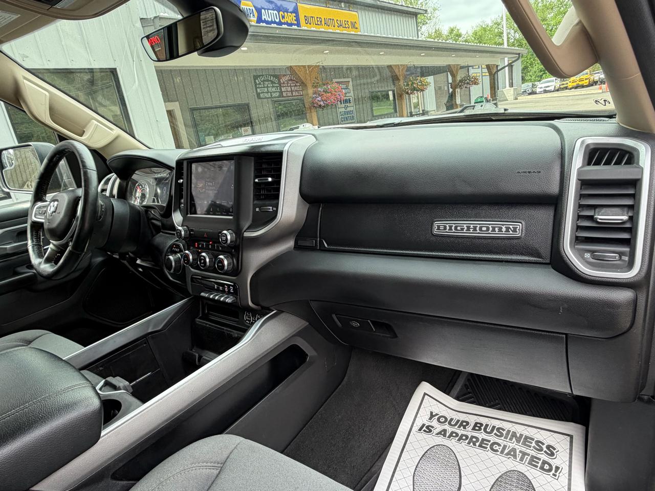 RAM 1500 Big Horn Quad Cab 4WD 2020