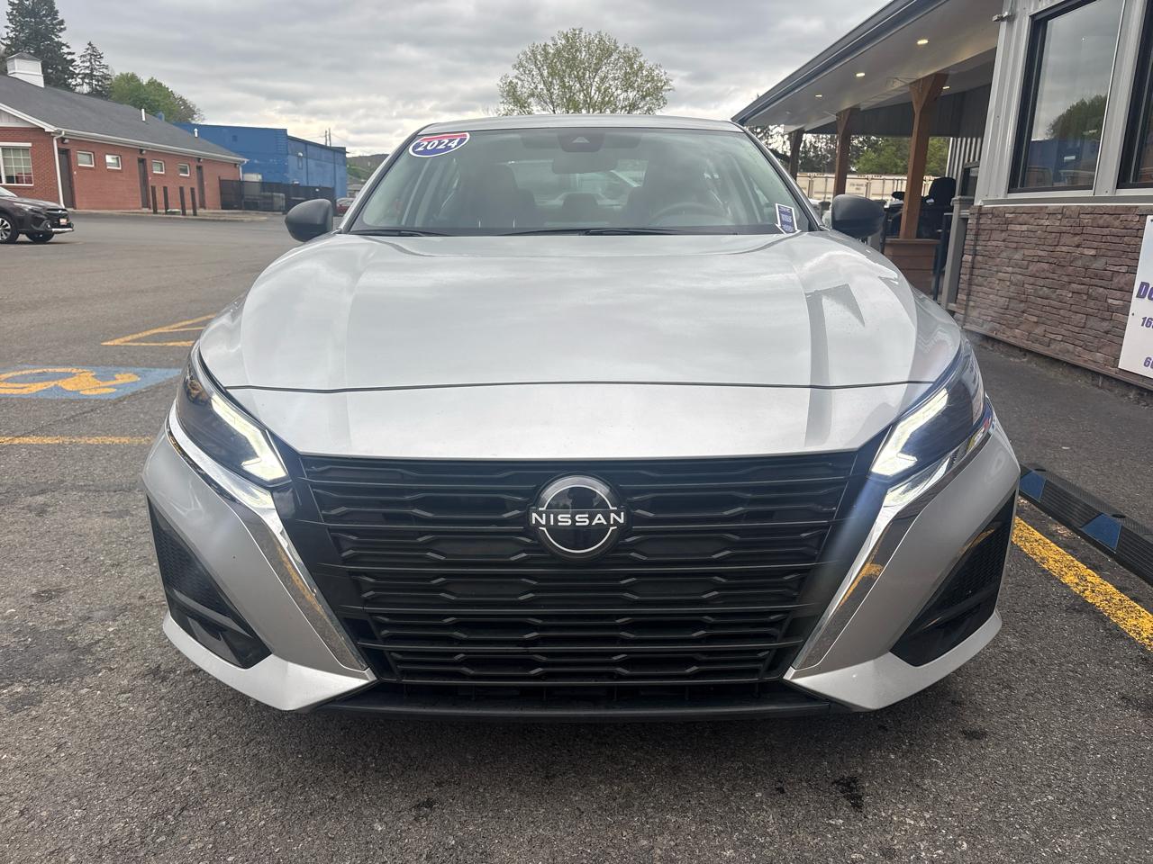 Nissan Altima 2.5 SV 2024