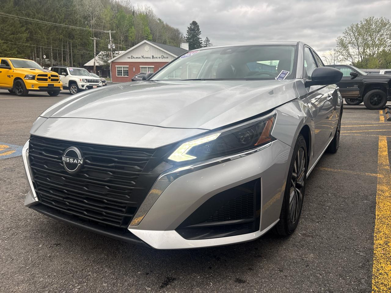 Nissan Altima 2.5 SV 2024